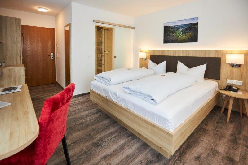 Flair Hotel Gasthof Zum Hirsch 하잉겐 외부 사진