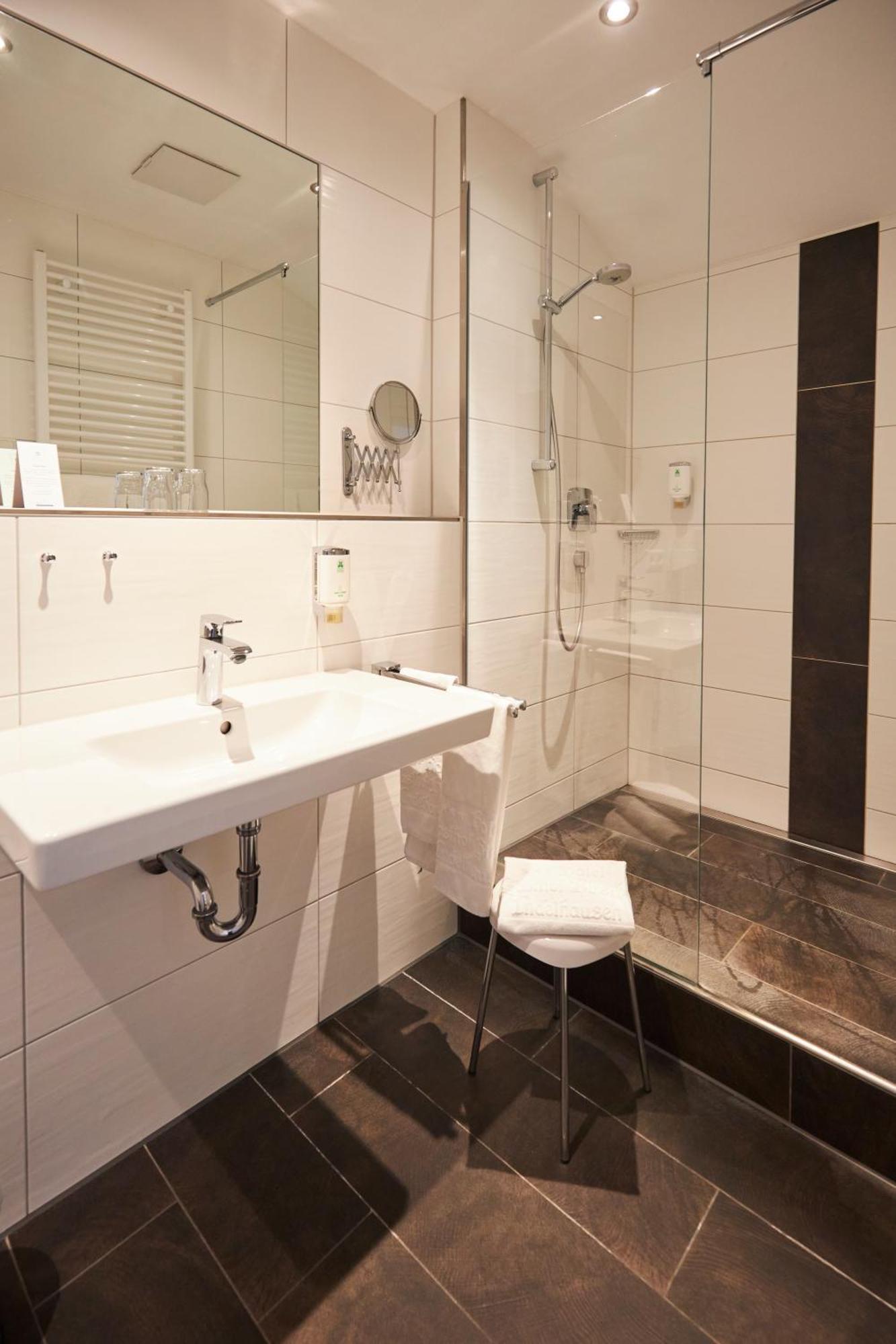 Flair Hotel Gasthof Zum Hirsch 하잉겐 외부 사진